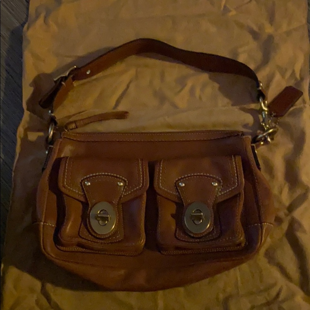 Coach bag. Camel. All leather. Gold hardware.